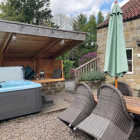 Pond Cottage Rosedale Abbey Exterior photo
